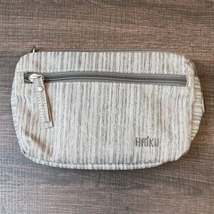 Haiku Hopper Belt Bag - Gray Poplar